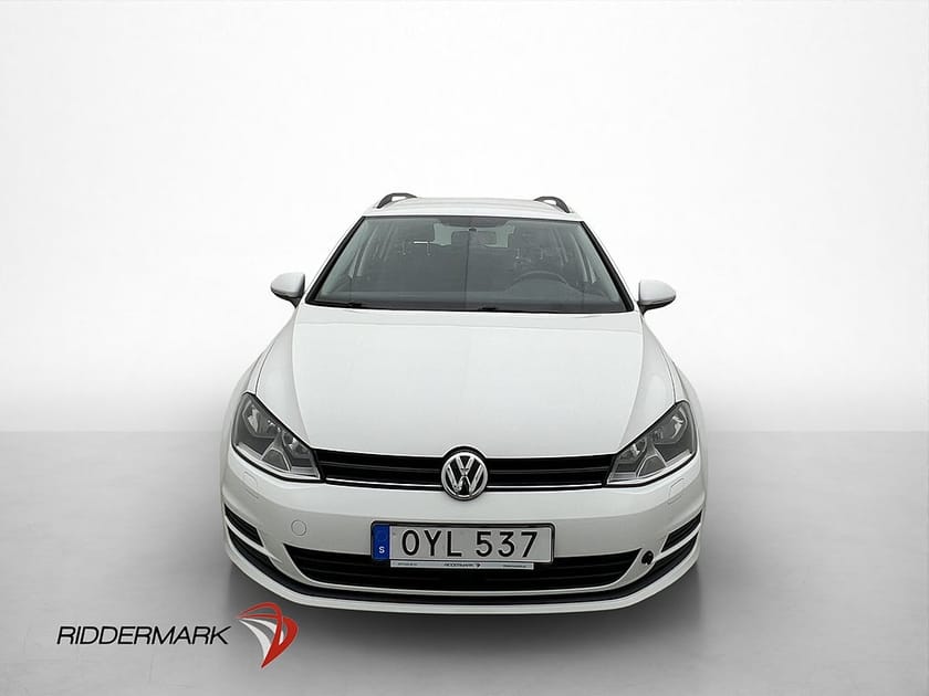 Bild 2 av Volkswagen Golf Sportscombi 1.2 TSI 110hk B-Kamera Drag M-Värm Carplay