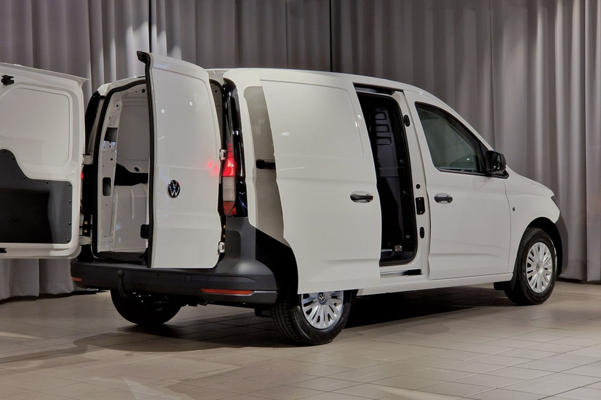 Volkswagen Caddy PROLINE HJULBAS 2026, bild 5/16