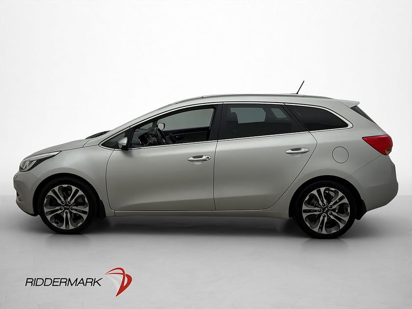 Bild 4 av Kia cee'd_sw 1.6 CRDi EX Comfort Pano Kamera Navi Två-Brukare