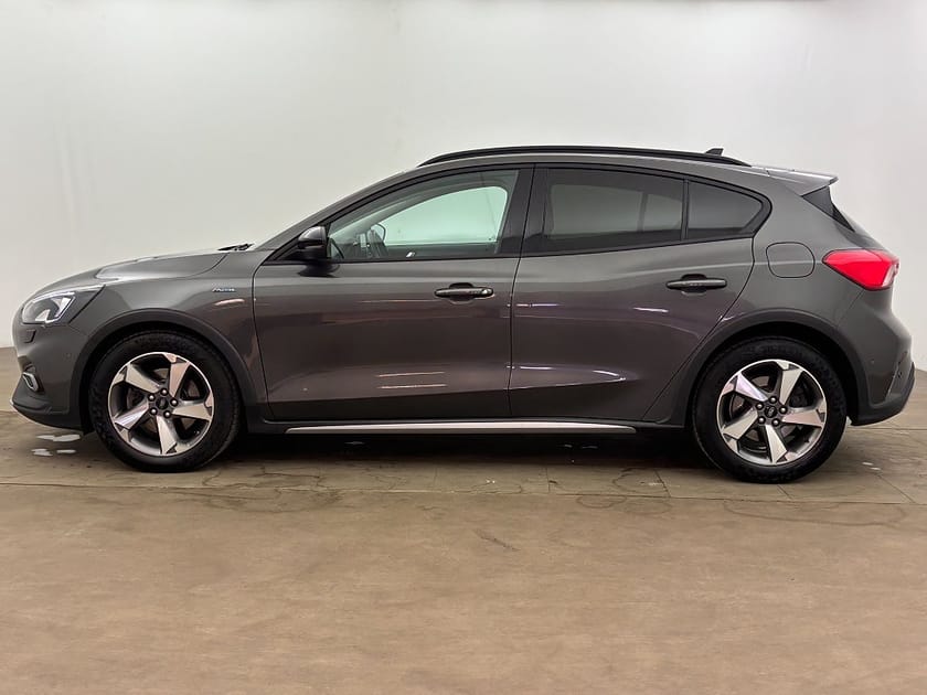 Bild 3 av Ford Focus Active 1.0 125hk Launch Edition Backkamera