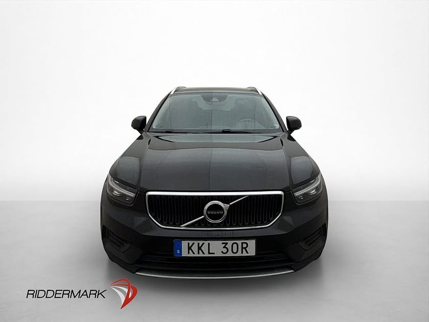 Bild 2 av Volvo XC40 T3 Momentum VOC Värmare Navi CarPlay Dragkrok