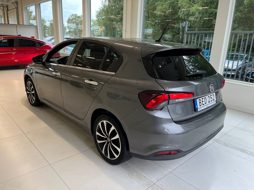 Bild 4 av Fiat Tipo 1,6 DDCT Aut 5Dr