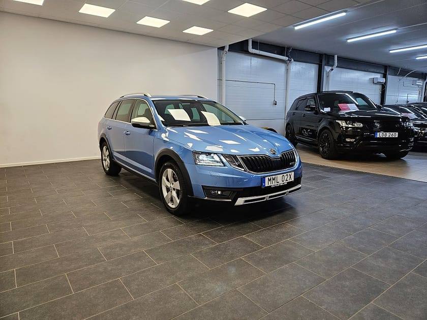 Bild 5 av Škoda Octavia Scout Skoda 2.0 TSI 190hk 4x4 Premium Värmare Backkamera Navi Drag