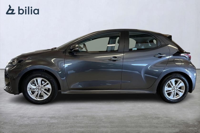 Bild 3 av Toyota Yaris Hybrid 115 1,5 5D ACTIVE KOMFORTPAKET OCH P-SENSORER VINTERHJUL