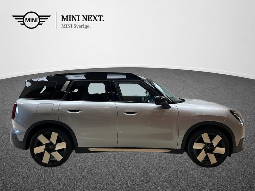 Bild 2 av MINI Countryman E Favoured Trim, Paket L, V-hjul ingår!