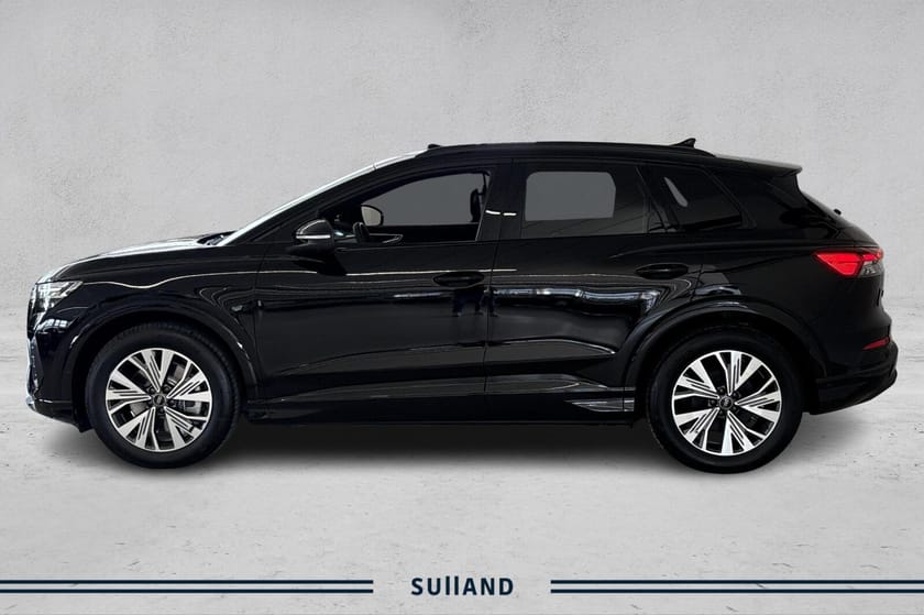Bilde 2 av Audi Q4 55 e-tron quattro quattr s line pro