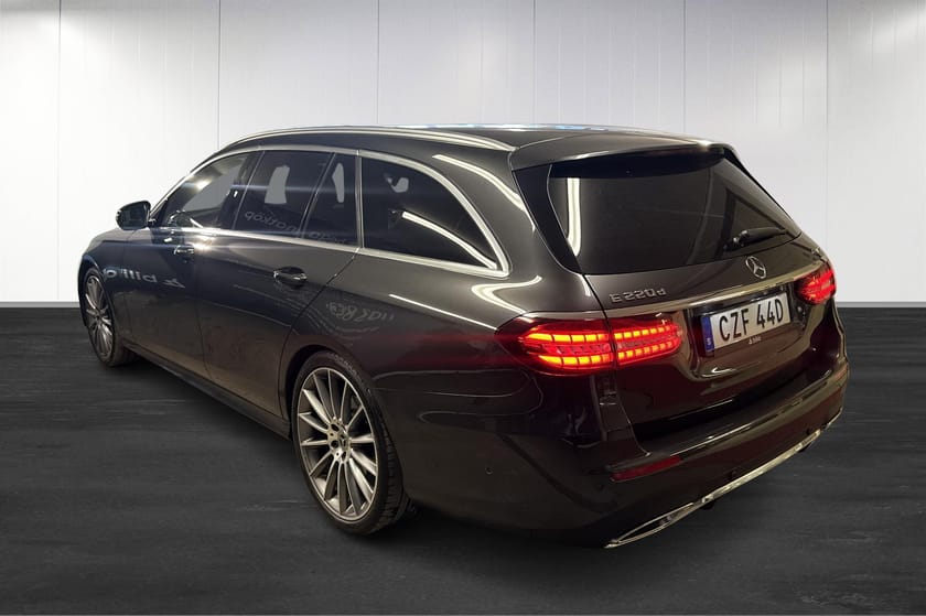 Bild 3 av Mercedes-Benz E 220 T d 4MATIC AMG/Drag/MOMS