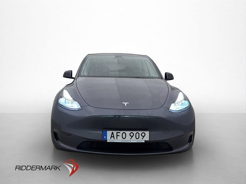 Bild 3 av Tesla Model Y Long Range AWD Värmepump Autopilot Rattvärme