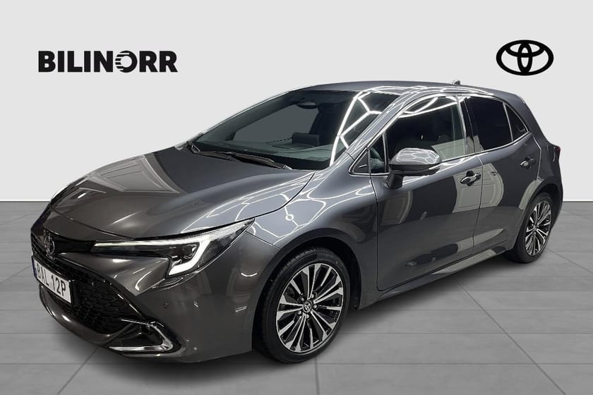 Bild 1 av Toyota Corolla Hybrid 1,8 5D STYLE V-HJUL