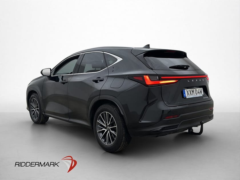 Bild 5 av Lexus NX 450h+ 450h+E-CVT Executive Drag HUD Läder 360° Keyless