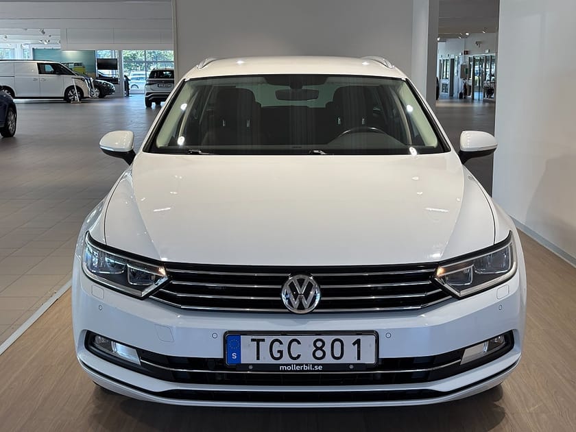 Bild 2 av Volkswagen Passat Sportscombi TSI 150hk Automat Backkamera Dragkrok