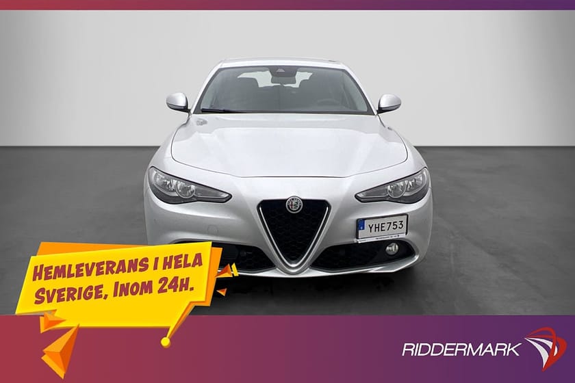 Bild 2 av Alfa Romeo Giulia 2.2 180hk Rattvärme Kamera Navi P-Sensorer