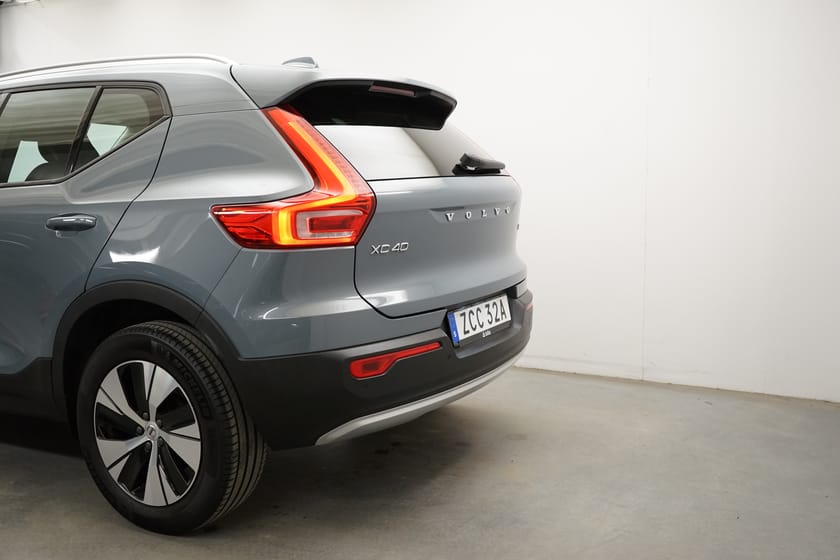 Bild 3 av Volvo XC40 T3 FWD aut Momentum Advanced Edt