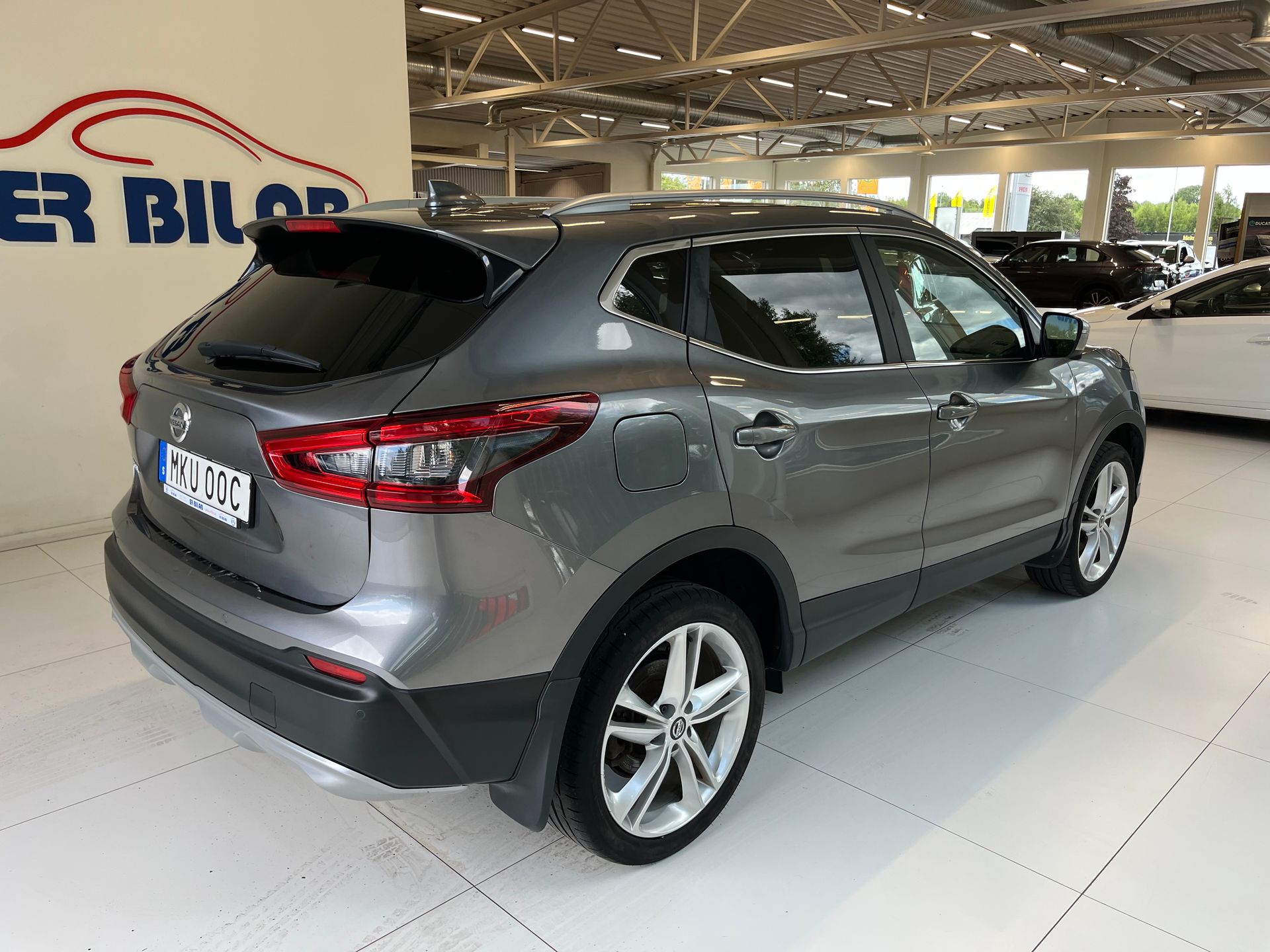Nissan Qashqai 1.3 DIG-T 2019, photo 4/14