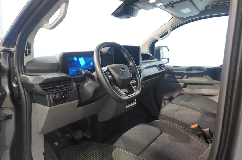 Bild 2 av Ford Transit Custom 320 Plug-in Hybrid LWB 2.5l PHEV 227hk