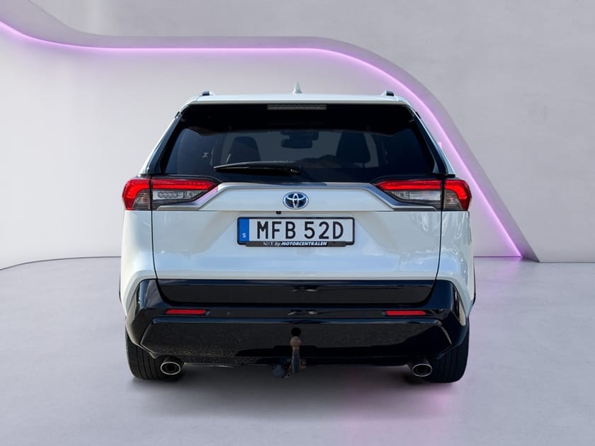 Bild 4 av Toyota RAV4 Laddhybrid Launch Edition/PHEV 75km el/AWD/V-hjul/Drag
