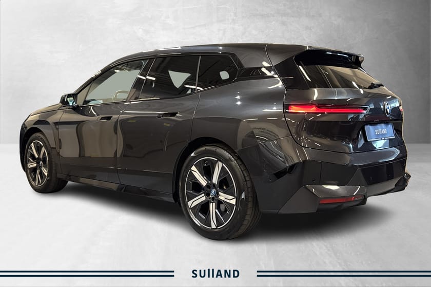 Bilde 2 av BMW iX xDrive40 xDrive40/Fully Charged/Krok/Harman Kardon/Sportspakke
