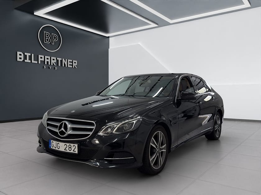 Bild 1 av Mercedes-Benz E 220 CDI BE BlueEFFICIENCY 7G-Tronic Avantgarde/Ny Besiktad