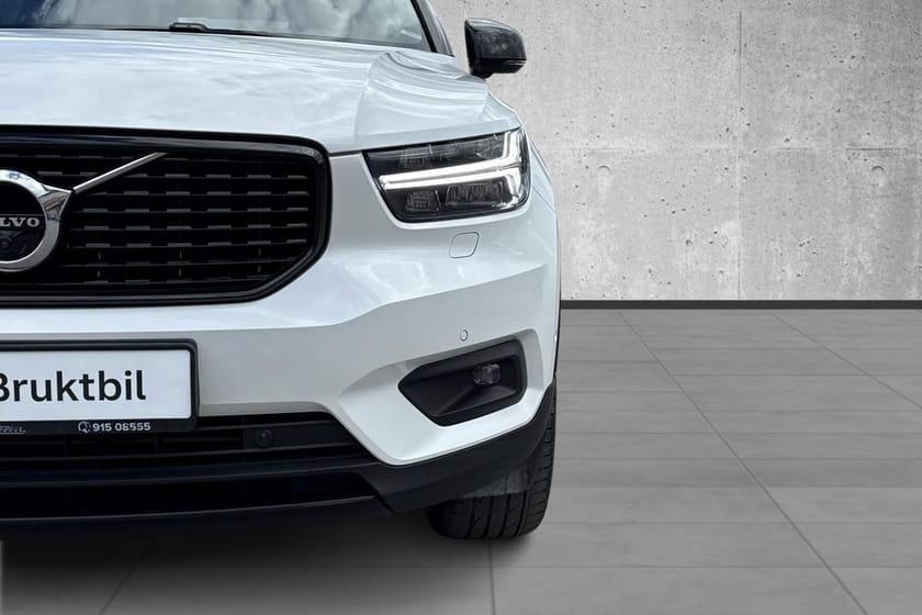 Bilde 3 av Volvo XC40 //R-Design //Kamera360//H&K//NaviPro//24mnd garanti
