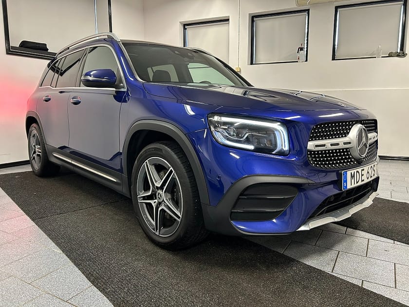 Bild 3 av Mercedes-Benz GLB 200 7G-DCT 163 hk AMG Line MOMS Panor Läder Widescreen