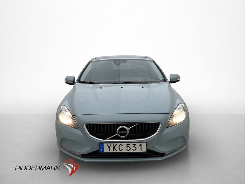 Bild 2 av Volvo V40 T3 152hk Automat Farthållare P-sensor LÅGA MIL