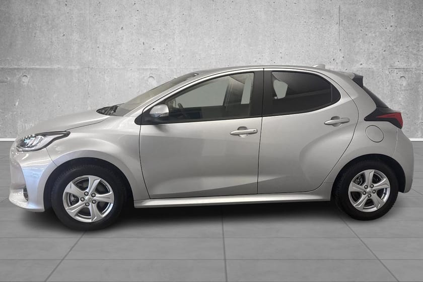 Bilde 2 av Toyota Yaris Hybrid 115 1.5 Active Tech/alle servicer/automat/