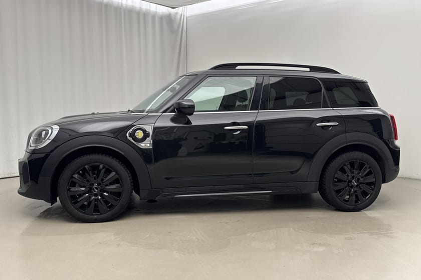 Bild 2 av MINI Countryman Cooper SE ALL4 S E 10,0kWh, F60 LCI (224hk)