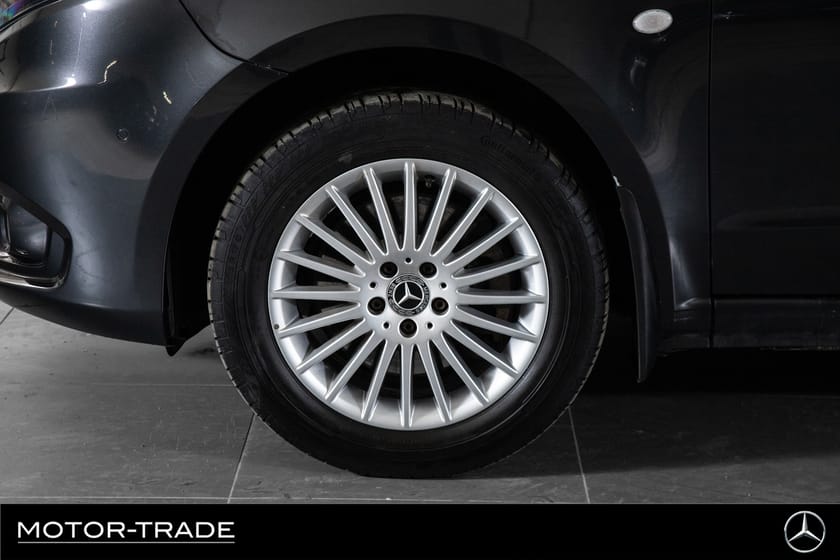 Bilde 4 av Mercedes-Benz Vito 119 CDI 4x4 3.1t 4MATIC ACC | VARMER | LEDLYS |DISTRONIC |KROK