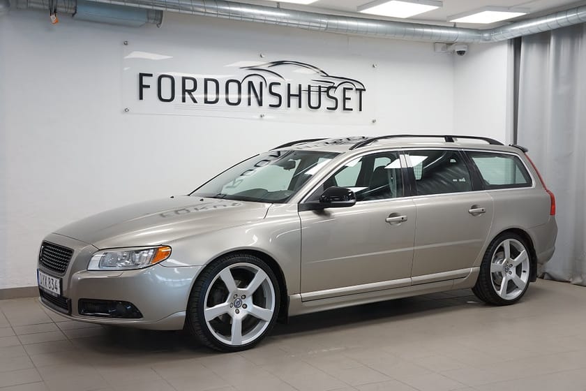Bild 1 av Volvo V70 D2 GEARTRONIC MOMENTUM | "R-DESIGN-STYLE" | SE SPEC.
