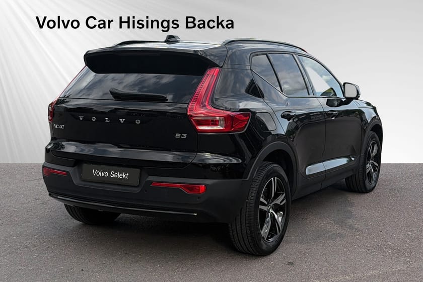 Bild 5 av Volvo XC40 B3 FWD Bensin Plus Dark | 360 Kamera