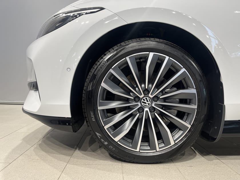 Bild 2 av Volkswagen ID.7 GTX Tourer