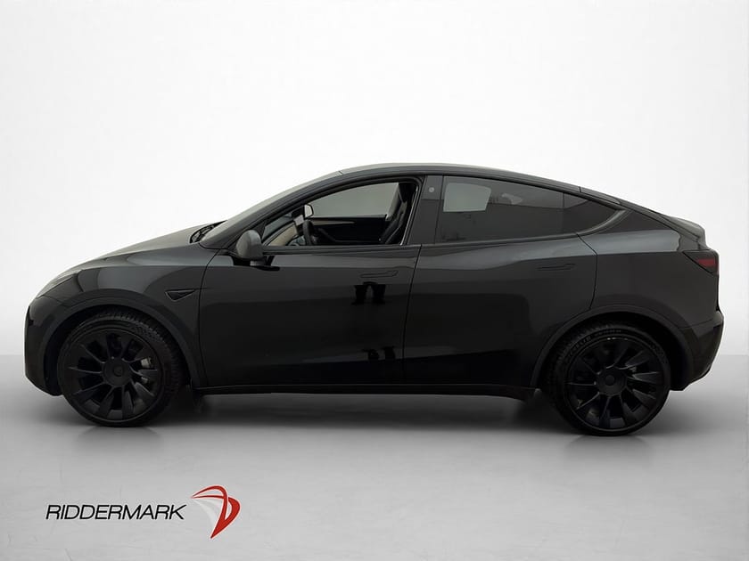 Bild 5 av Tesla Model Y Long Range AWD 514hk MOMS Adp-fart Drag Pano