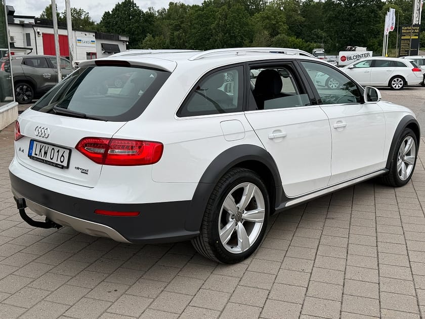 Bild 4 av Audi A4 allroad quattro 2.0 TDI DPF ENDAST 14.673 mil
