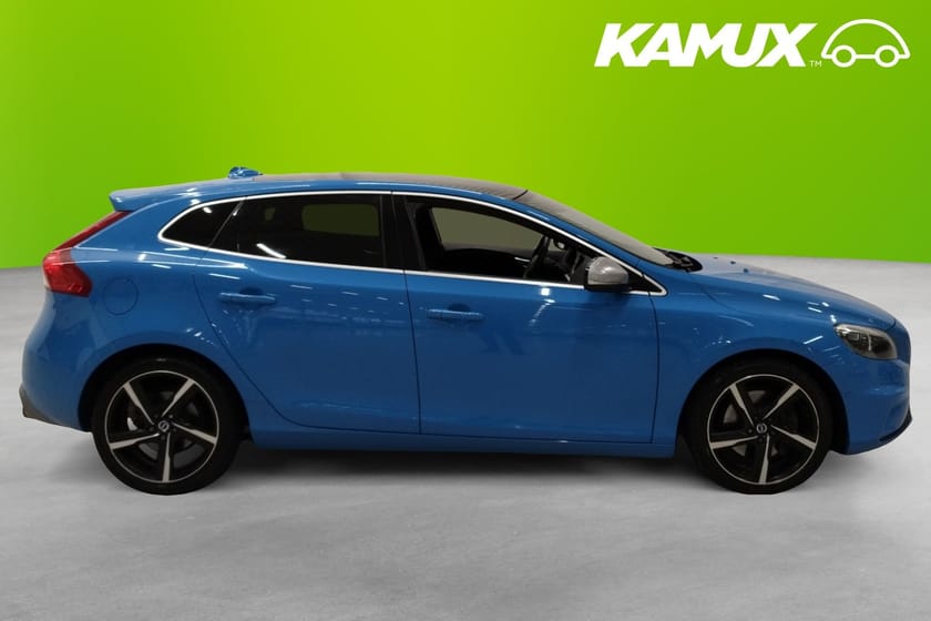 Bild 2 av Volvo V40 T5 R-design Pano 254 hk