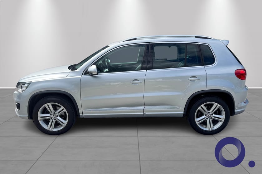 Bilde 2 av Volkswagen Tiguan 2.0 TDI R-line 4MOTION  / Fjernstyrt Webasto/ lav km!