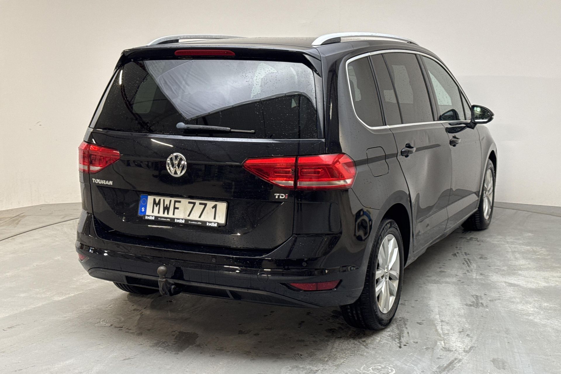 Volkswagen Touran 2016, bild 3/10