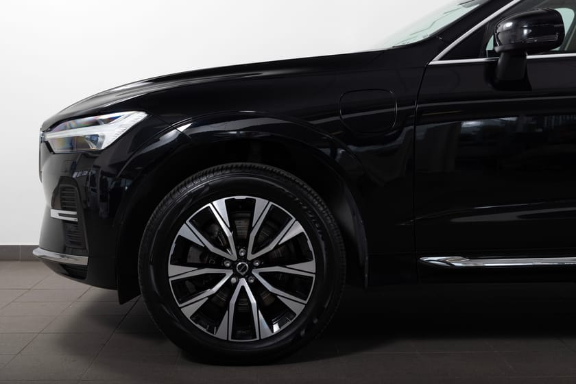 Bild 4 av Volvo XC60 Recharge T6 AWD 350hk 19"/Pvärmare/Drag/Pano/BLIS/Bkamera
