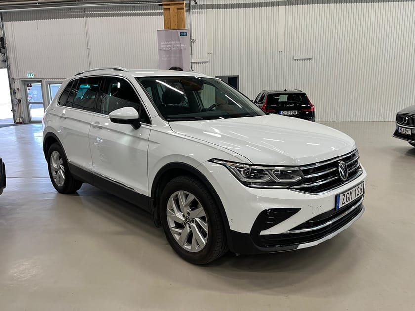 Bild 3 av Volkswagen Tiguan eHybrid LADDHYBRID 1.4TSI AUT Elegance(drag+värmare)2.99% Ränta
