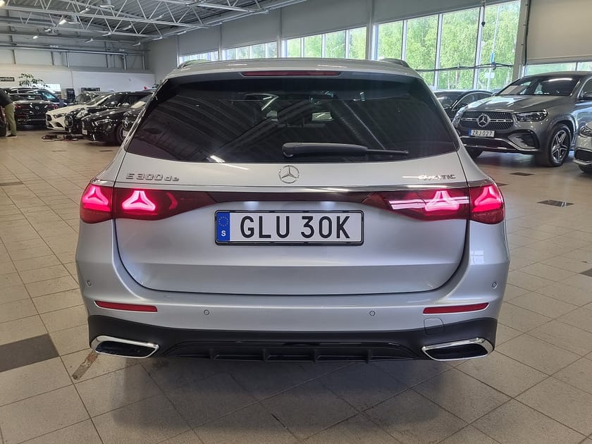 Bild 5 av Mercedes-Benz E 300 de 4MATIC T 9G-Tronic AMG Line Advanced Plus Euro 6
