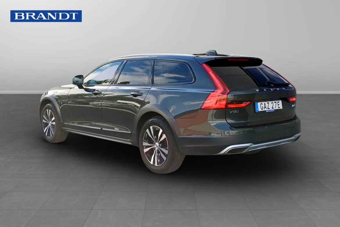 Volvo V90 Cross Country