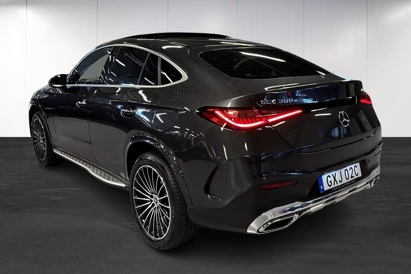 Bild 4 av Mercedes-Benz GLC 300 e Coupé 4MATIC 4M 9G-Tronic | AMG | 360 | Drag | Burmester | Pano | HUD |