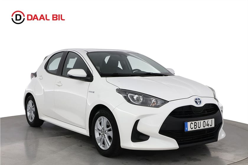 Bild 3 av Toyota Yaris Hybrid CVT 116HK ACTIVE B-KAMERA MOTORVÄRMARE CARPLAY