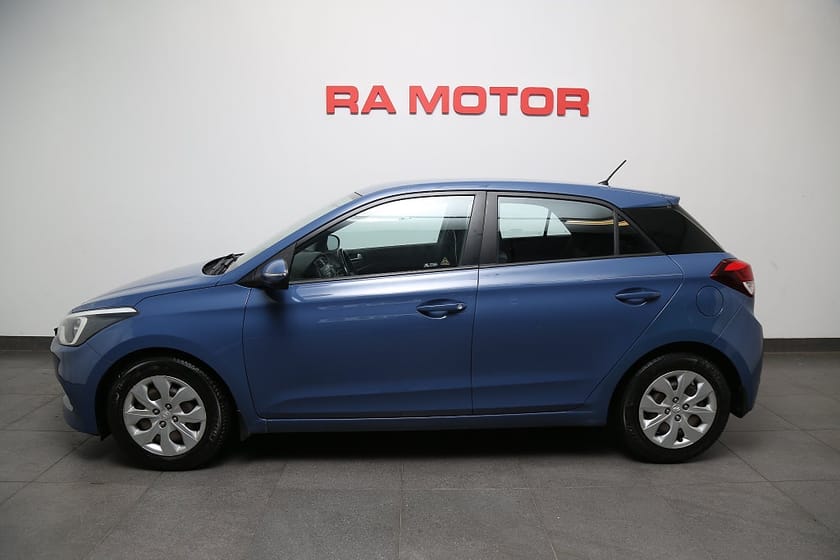 Bild 2 av Hyundai i20 1,4 100hk Comfort Aut 5-dr Motorv Extraljusramp