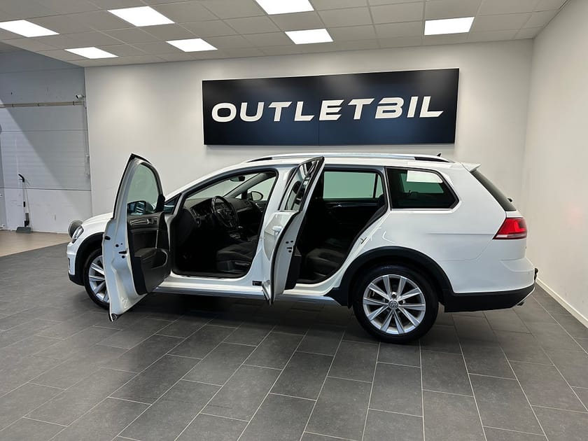 Bild 3 av Volkswagen Golf Alltrack 2.0 TDI 184hk 4Motion Drag Carplay B-Kamera