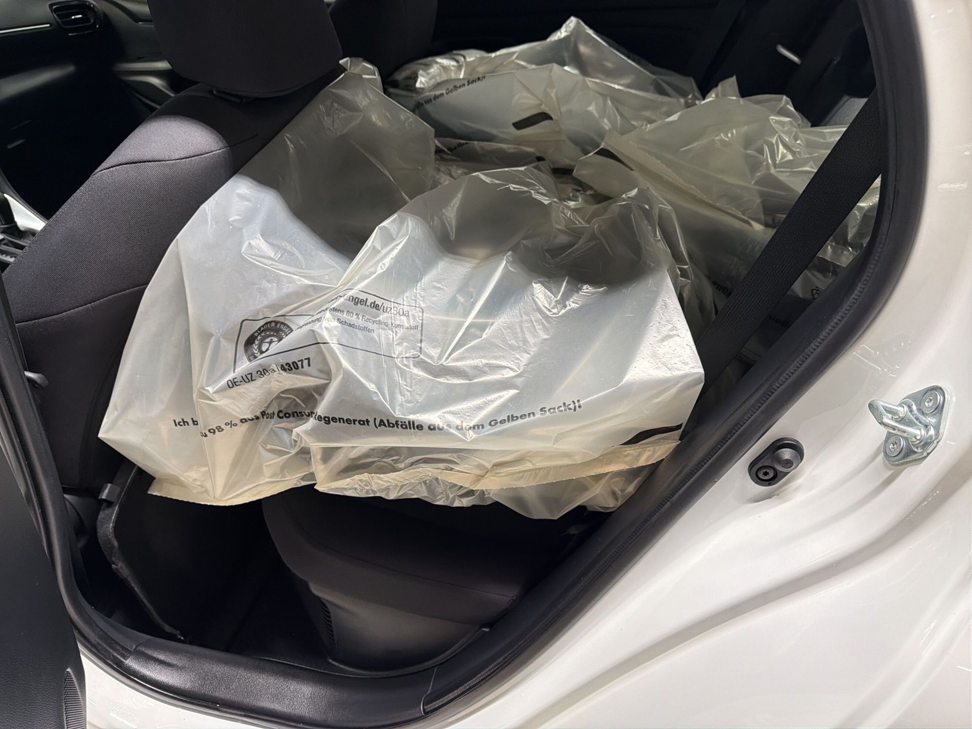 Toyota Yaris 2025, bild 7/10