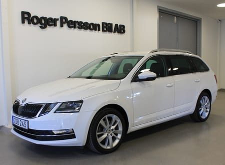 Škoda Octavia Kombi 150 HK DSG |Drag|Väramre|Kamera|