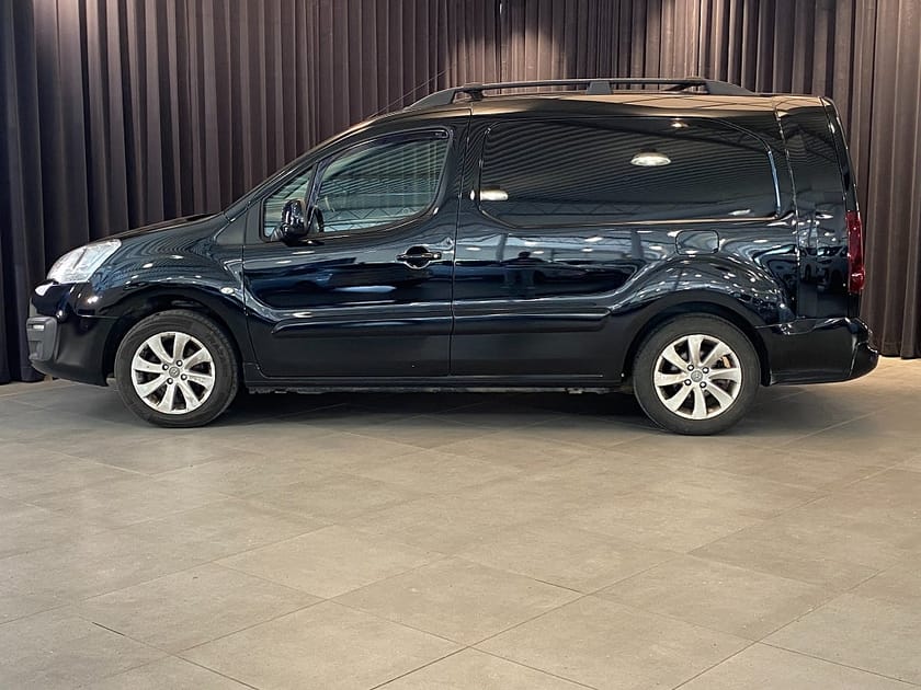 Bild 3 av Citroën Berlingo Van L2 Lång / Automat / Inredning / Drag/ Ny kamrem