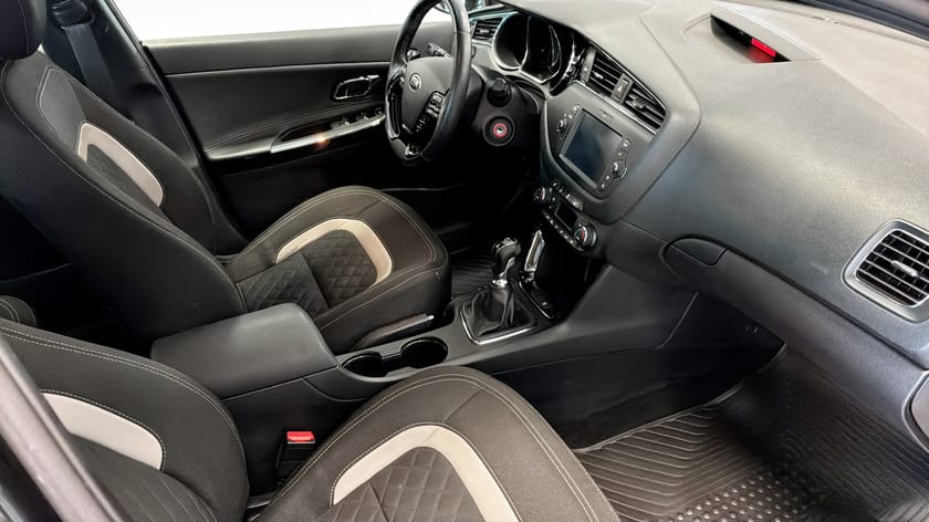Bild 3 av Kia cee'd_sw 1,6 GDI GT LINE