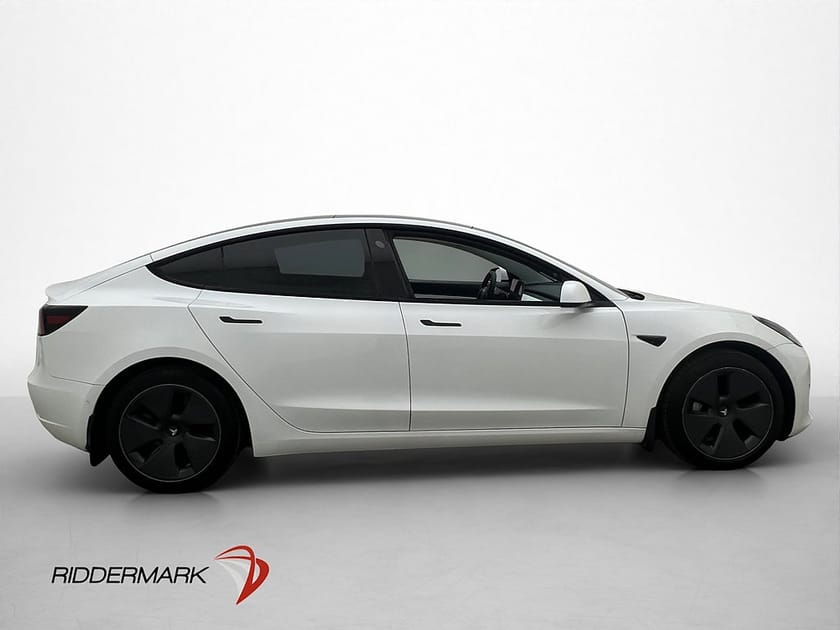 Bild 5 av Tesla Model 3 Long Range AWD 440hk Ljus interiör Dragkrok