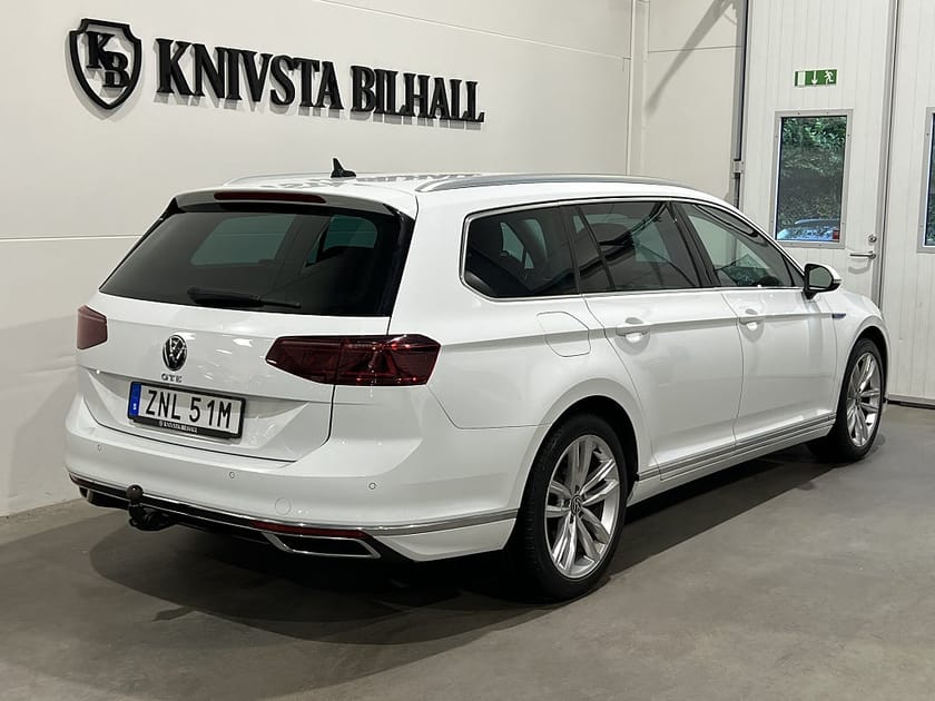 Bild 4 av Volkswagen Passat Sportscombi GTE 1.4 TSI Executive Cockpit Drag 218hk